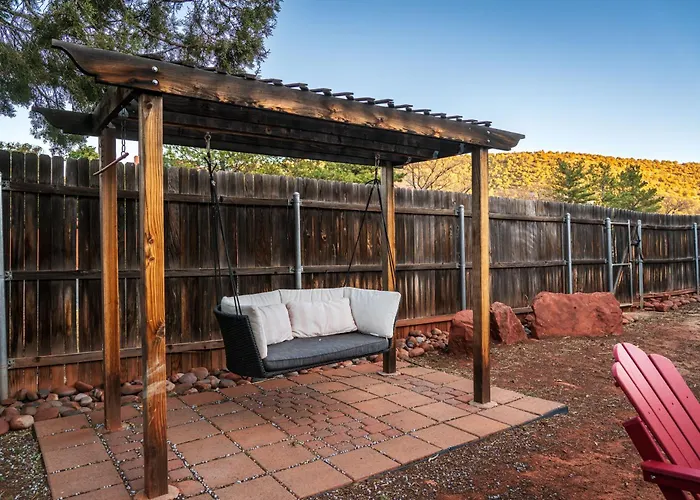 Lux Retreat - Hot Tub & Game Holiday home