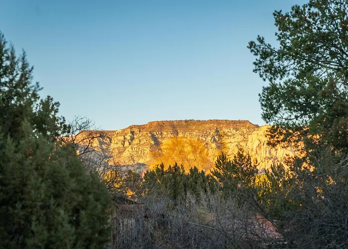 Lux Retreat - Hot Tub & Game Sedona